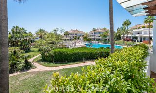 Amplio apartamento de lujo en venta en un exclusivo complejo de la Milla de Oro de Marbella 801404 
