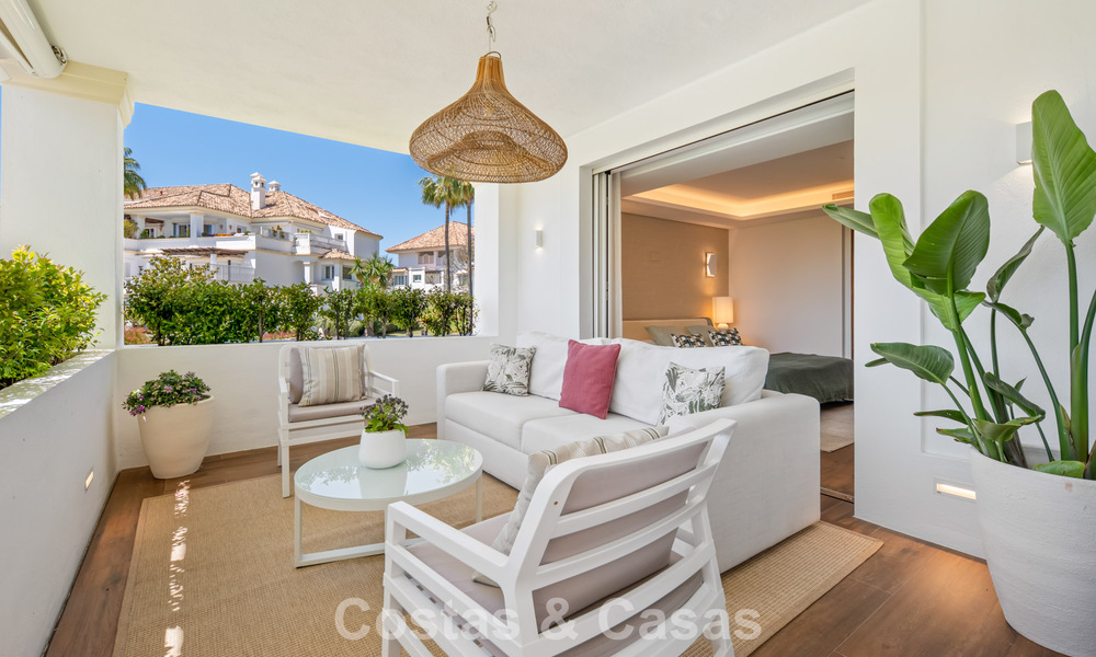 Amplio apartamento de lujo en venta en un exclusivo complejo de la Milla de Oro de Marbella 801405