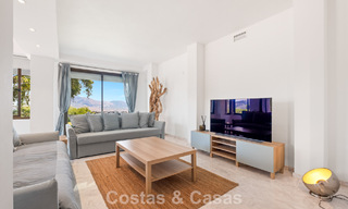 Amplio apartamento con enorme jardín privado y espectaculares vistas en venta al este de Marbella 801412 