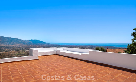 Amplio ático moderno con vistas panorámicas en venta al este de Marbella 801487