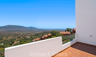 Amplio ático moderno con vistas panorámicas en venta al este de Marbella 801488 