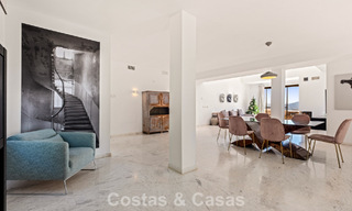 Amplio ático moderno con vistas panorámicas en venta al este de Marbella 801499 
