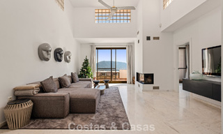 Amplio ático moderno con vistas panorámicas en venta al este de Marbella 801508 