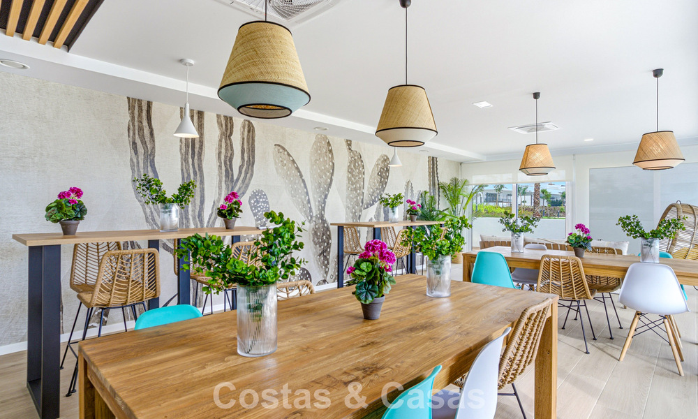 Apartamento de lujo, listo para entrar a vivir en venta en la Nueva Milla de Oro entre Marbella y Estepona 801541