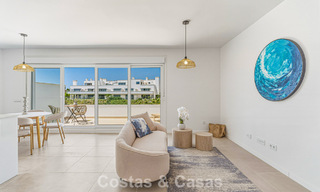 Apartamento de lujo, listo para entrar a vivir en venta en la Nueva Milla de Oro entre Marbella y Estepona 801548 