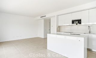 Apartamento de lujo, listo para entrar a vivir en venta en la Nueva Milla de Oro entre Marbella y Estepona 801558 
