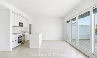 Apartamento de lujo, listo para entrar a vivir en venta en la Nueva Milla de Oro entre Marbella y Estepona 801561 