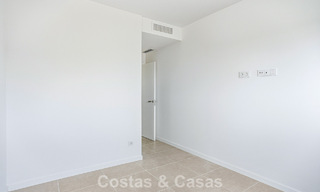 Apartamento de lujo, listo para entrar a vivir en venta en la Nueva Milla de Oro entre Marbella y Estepona 801564 