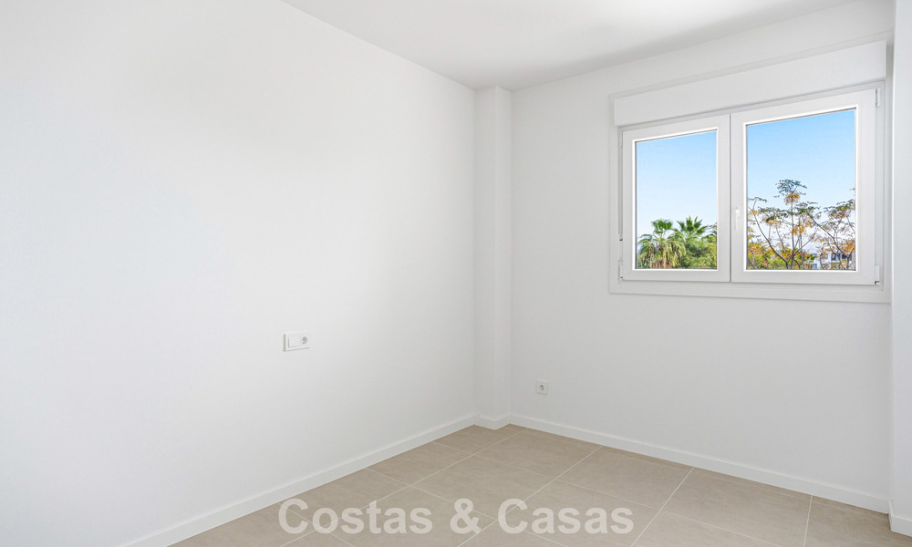 Apartamento de lujo, listo para entrar a vivir en venta en la Nueva Milla de Oro entre Marbella y Estepona 801568