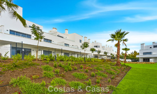 Apartamento de lujo, listo para entrar a vivir en venta en la Nueva Milla de Oro entre Marbella y Estepona 801573 