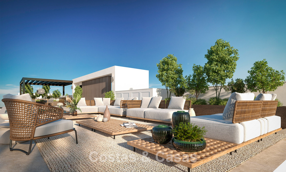 3 villas de lujo nuevas en venta a poca distancia de la playa y de todos los servicios en San Pedro, Marbella 801626