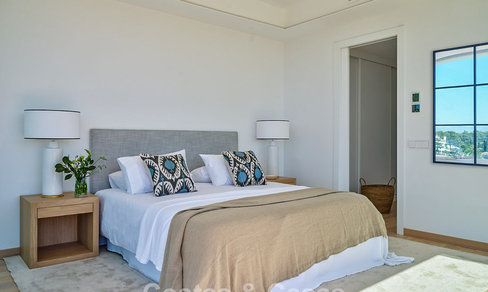 8 sofisticadas villas de lujo con vistas al mar en venta cerca del centro de Marbella 801645