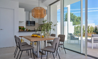 8 sofisticadas villas de lujo con vistas al mar en venta cerca del centro de Marbella 801649 