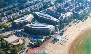 Nuevos apartamentos boutique en venta en un complejo de primera línea de playa en La Duquesa, Manilva, Costa del Sol 801602 