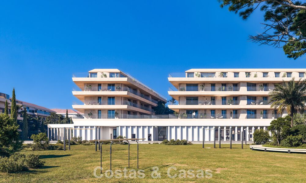 Nuevos apartamentos boutique en venta en un complejo de primera línea de playa en La Duquesa, Manilva, Costa del Sol 801607