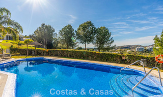 Amplio apartamento con vistas panorámicas en venta en las colinas de Marbella - Benahavís 801709 