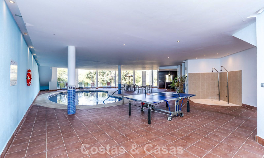 Amplio apartamento con vistas panorámicas en venta en las colinas de Marbella - Benahavís 801711