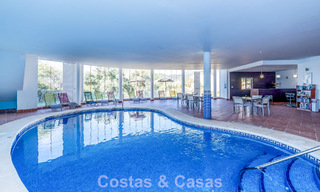 Amplio apartamento con vistas panorámicas en venta en las colinas de Marbella - Benahavís 801712 