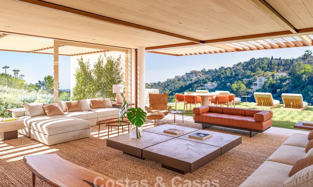 Villa de lujo moderna y elegante en venta en la prestigiosa urbanización de El Madroñal en Benahavís - Marbella 801861