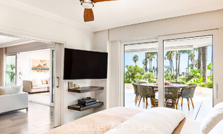 Apartamento de lujo en planta baja con vista al mar en venta en los granados, un complejo en primera línea de playa en Puerto Banús, Marbella 801897 