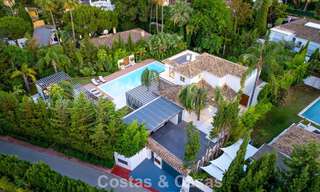 Villa moderna de lujo con piscina climatizada en venta en el Valle del Golf de Nueva Andalucía, Marbella 801941 