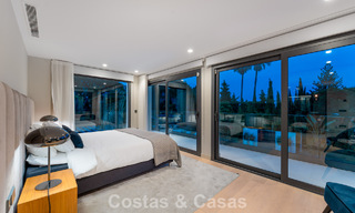 Villa moderna de lujo con piscina climatizada en venta en el Valle del Golf de Nueva Andalucía, Marbella 801951 