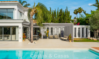 Villa moderna de lujo con piscina climatizada en venta en el Valle del Golf de Nueva Andalucía, Marbella 801959 