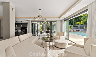 Villa moderna de lujo con piscina climatizada en venta en el Valle del Golf de Nueva Andalucía, Marbella 801967 