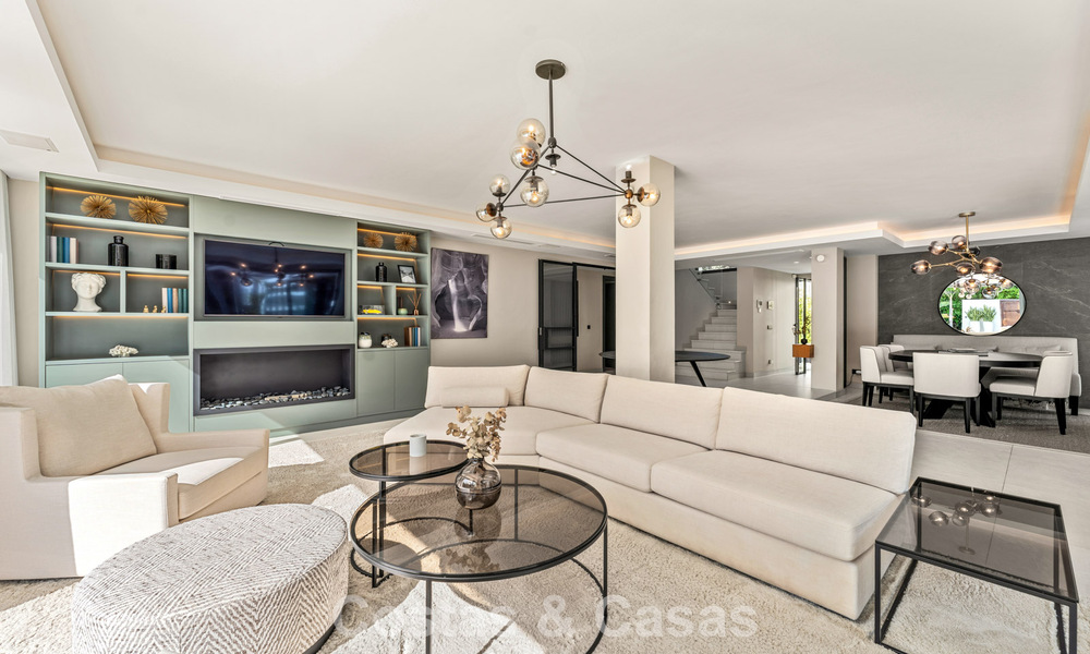 Villa moderna de lujo con piscina climatizada en venta en el Valle del Golf de Nueva Andalucía, Marbella 801970