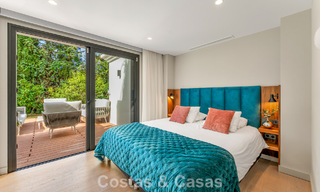 Villa moderna de lujo con piscina climatizada en venta en el Valle del Golf de Nueva Andalucía, Marbella 801975 