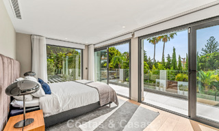 Villa moderna de lujo con piscina climatizada en venta en el Valle del Golf de Nueva Andalucía, Marbella 801982 