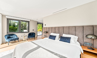 Villa moderna de lujo con piscina climatizada en venta en el Valle del Golf de Nueva Andalucía, Marbella 801984 