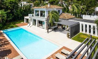 Villa moderna de lujo con piscina climatizada en venta en el Valle del Golf de Nueva Andalucía, Marbella 801998 