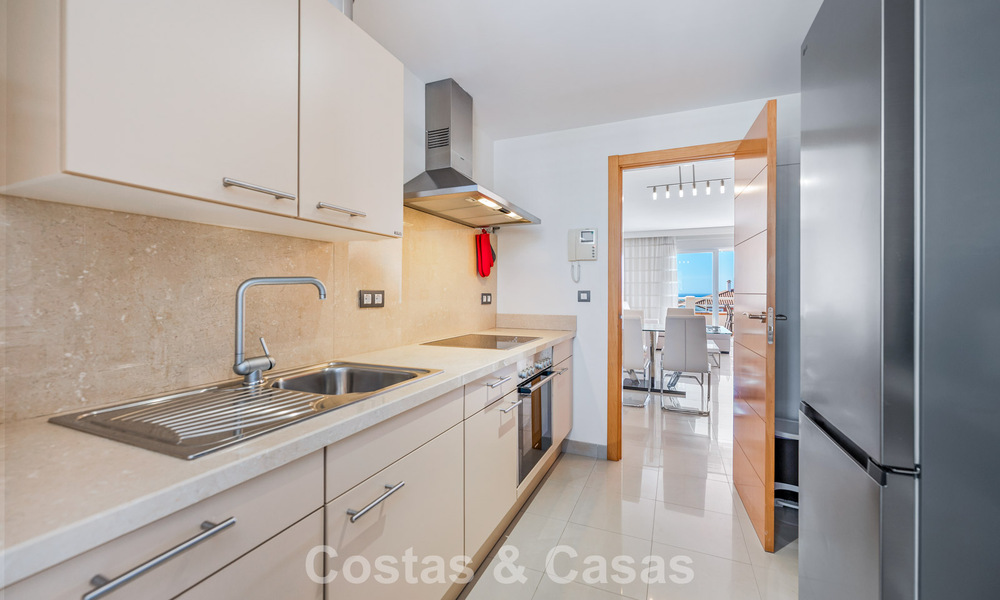 Ático en venta en la New Golden Mile entre Marbella y el centro de Estepona 802072
