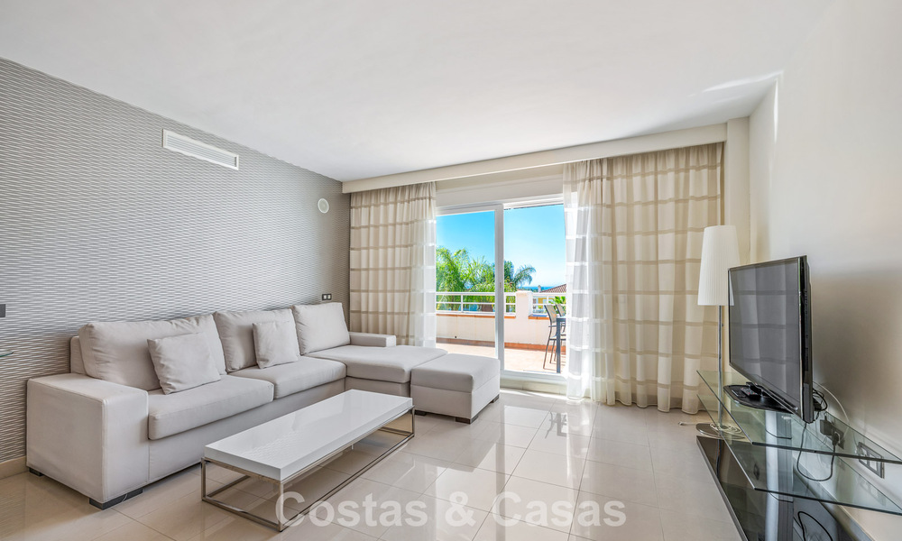 Ático en venta en la New Golden Mile entre Marbella y el centro de Estepona 802079