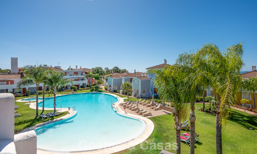 Ático en venta en la New Golden Mile entre Marbella y el centro de Estepona 802085