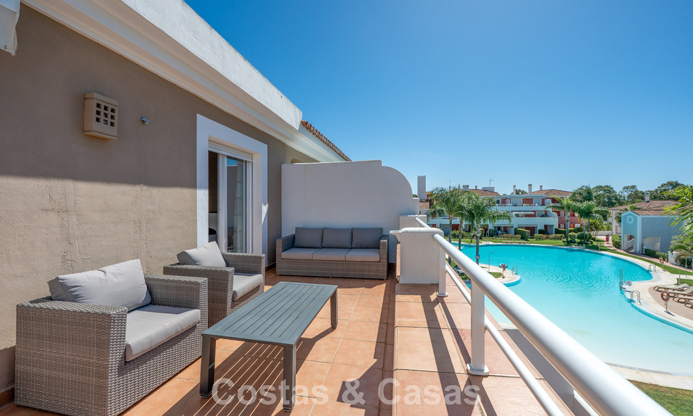 Ático en venta en la New Golden Mile entre Marbella y el centro de Estepona 802089