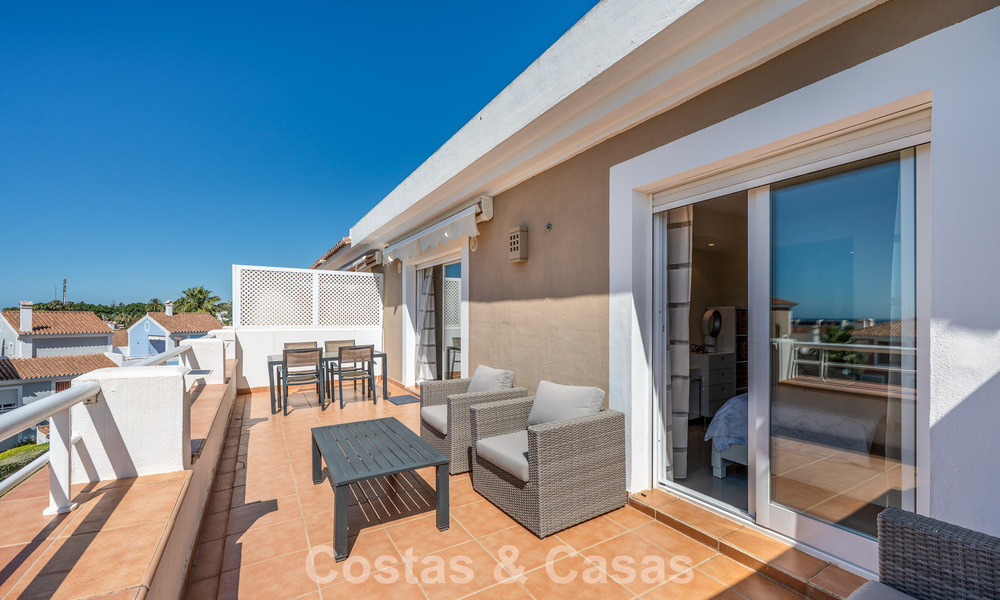 Ático en venta en la New Golden Mile entre Marbella y el centro de Estepona 802090