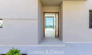 Villa nueva de lujo moderna con vistas panorámicas al mar en venta en las colinas de Marbella - Benahavís 802110 