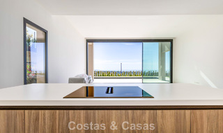 Villa nueva de lujo moderna con vistas panorámicas al mar en venta en las colinas de Marbella - Benahavís 802118 