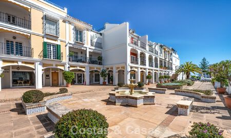 Encantadora adosada en venta en un complejo de estilo andaluz cerca de los servicios en Nueva Andalucía, Marbella 802347