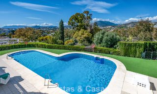 Encantadora adosada en venta en un complejo de estilo andaluz cerca de los servicios en Nueva Andalucía, Marbella 802348 