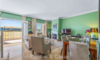 Encantadora adosada en venta en un complejo de estilo andaluz cerca de los servicios en Nueva Andalucía, Marbella 802353 