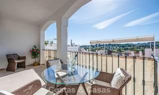 Encantadora adosada en venta en un complejo de estilo andaluz cerca de los servicios en Nueva Andalucía, Marbella 802356 