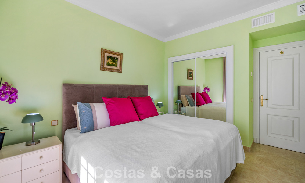 Encantadora adosada en venta en un complejo de estilo andaluz cerca de los servicios en Nueva Andalucía, Marbella 802365