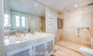 Encantadora adosada en venta en un complejo de estilo andaluz cerca de los servicios en Nueva Andalucía, Marbella 802372 