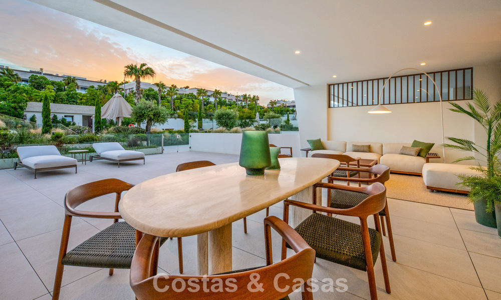 Exclusivo apartamento dúplex con interior Fendi en venta en la Milla de Oro de Marbella 802288