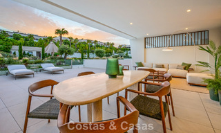 Exclusivo apartamento dúplex con interior Fendi en venta en la Milla de Oro de Marbella 802288 