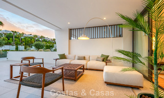 Exclusivo apartamento dúplex con interior Fendi en venta en la Milla de Oro de Marbella 802289 