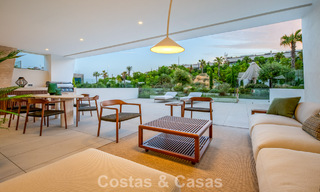 Exclusivo apartamento dúplex con interior Fendi en venta en la Milla de Oro de Marbella 802290 